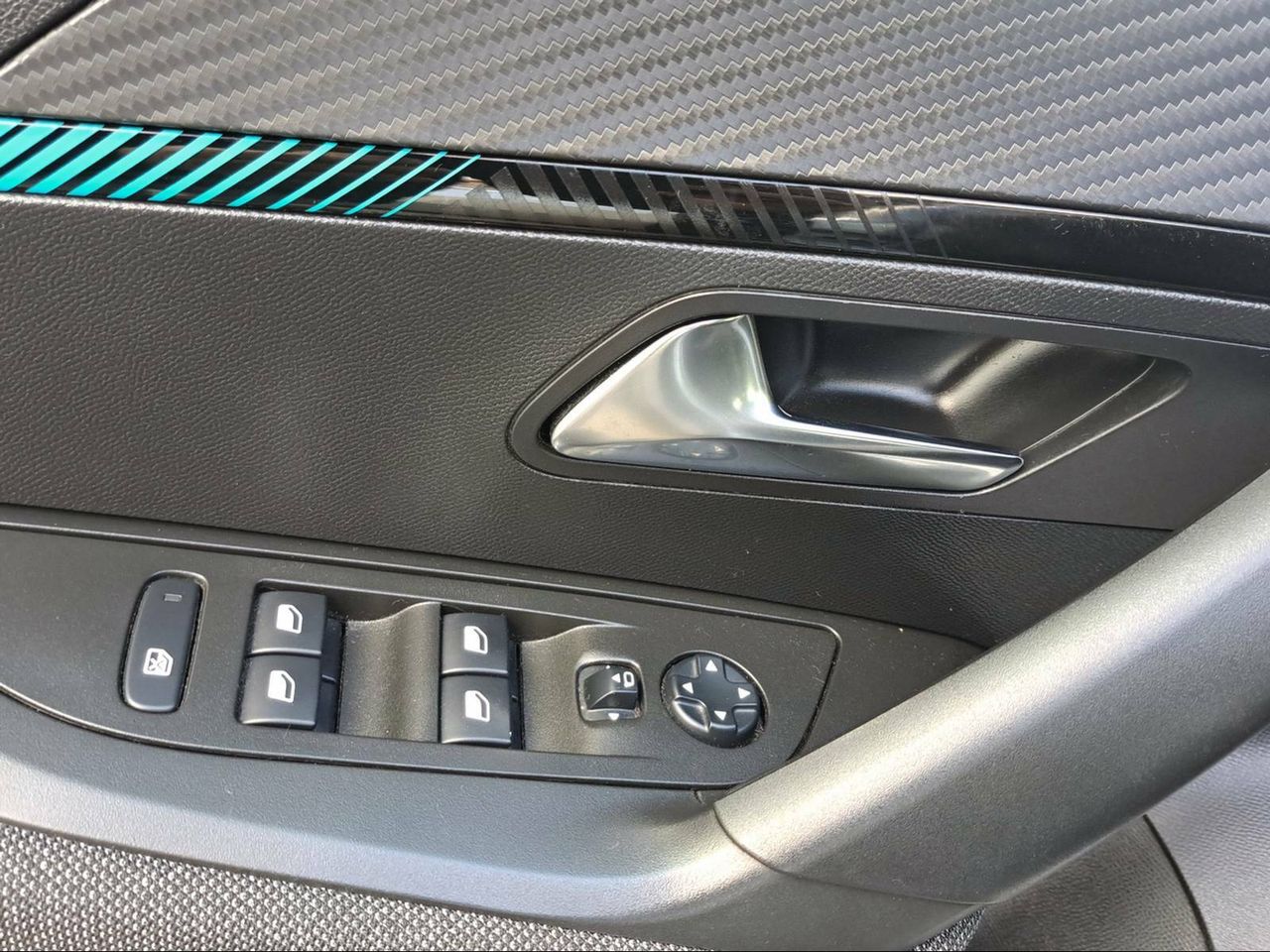 Foto Peugeot 2008 21