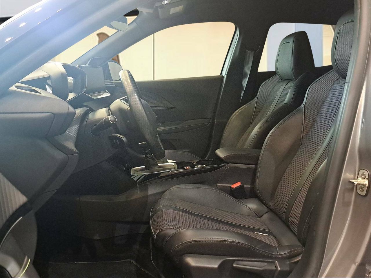 Foto Peugeot 2008 9