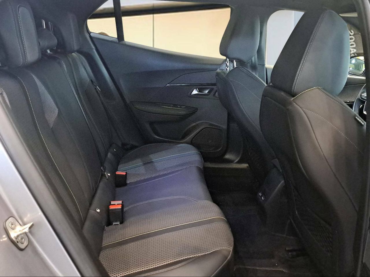 Foto Peugeot 2008 16