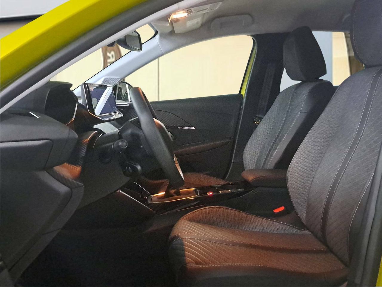 Foto Peugeot 208 9