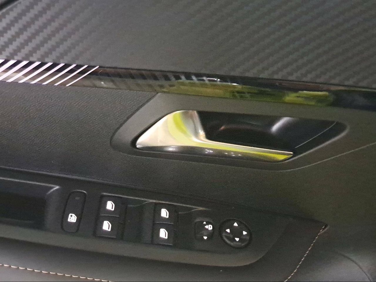 Foto Peugeot 208 21