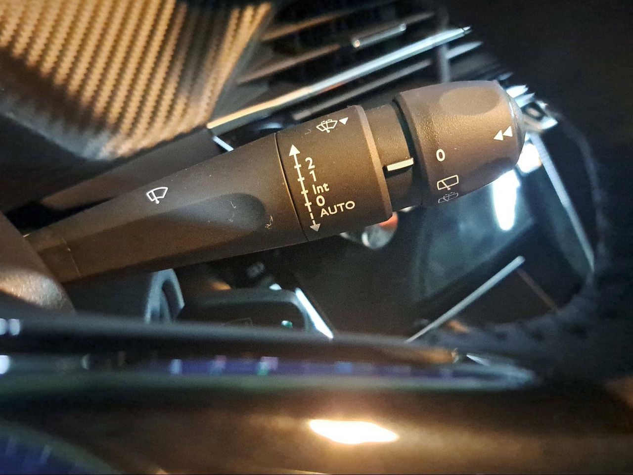 Foto Peugeot 208 24