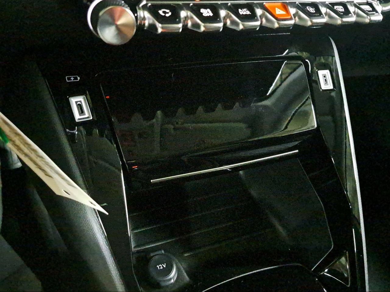 Foto Peugeot 208 28