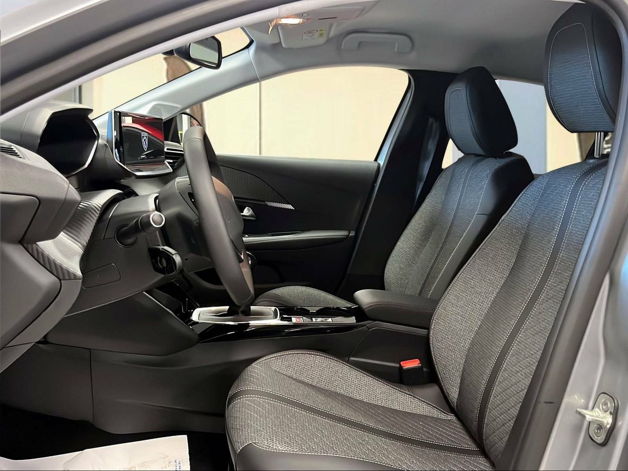 Foto Peugeot 208 9