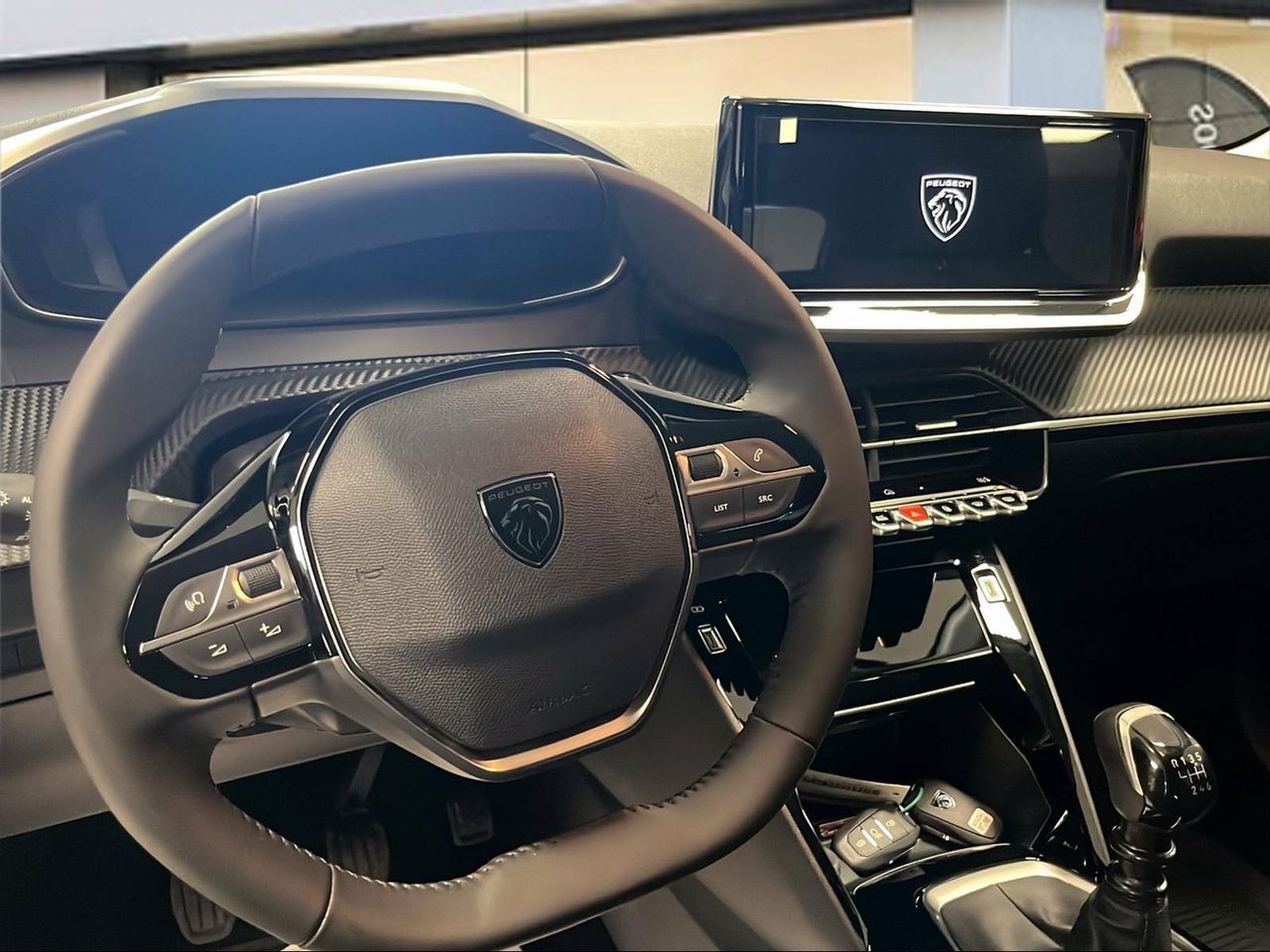 Foto Peugeot 208 14