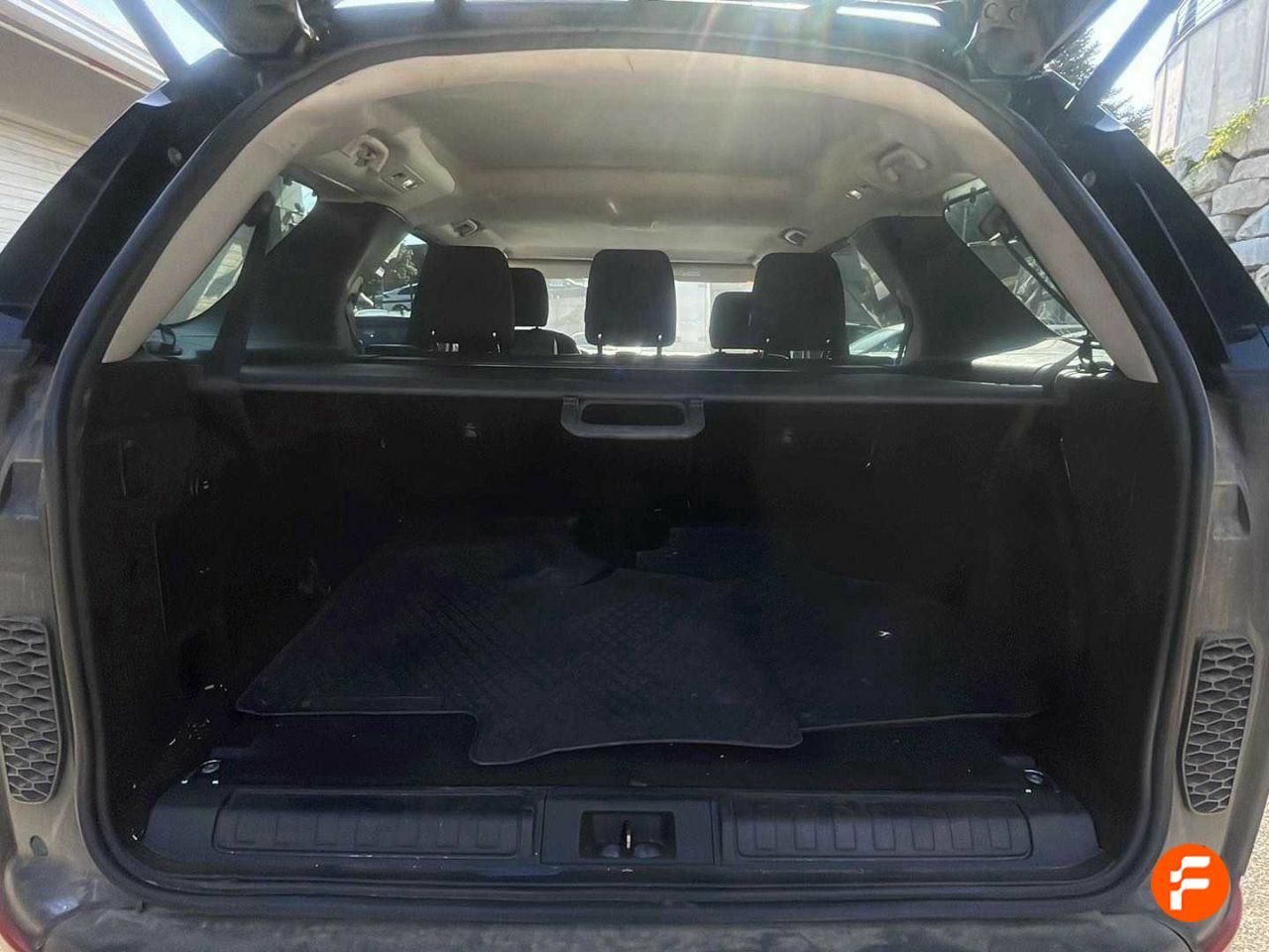Foto Land-Rover Discovery 24