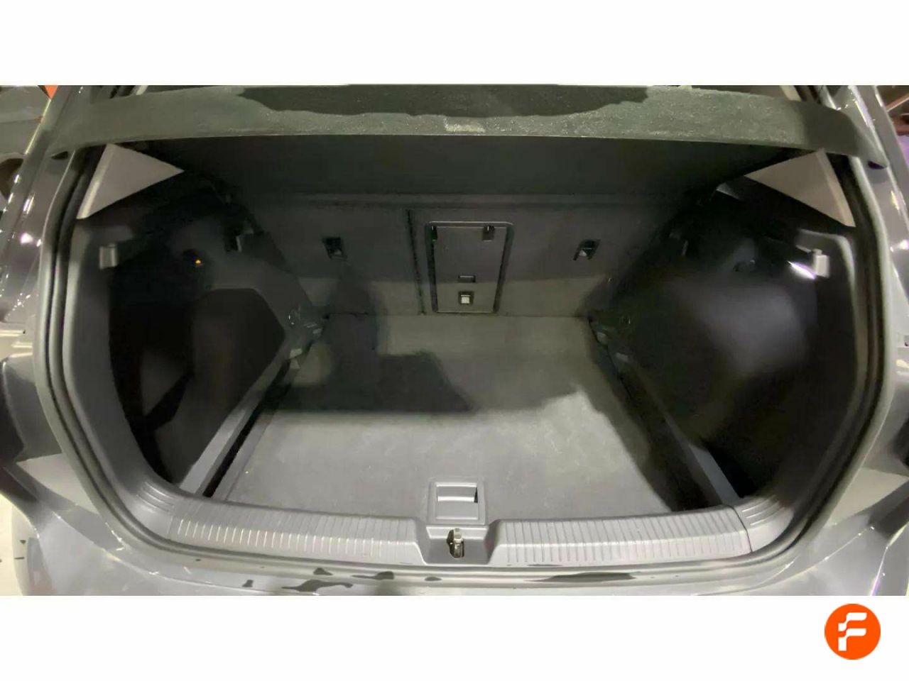 Foto Volkswagen Golf 16