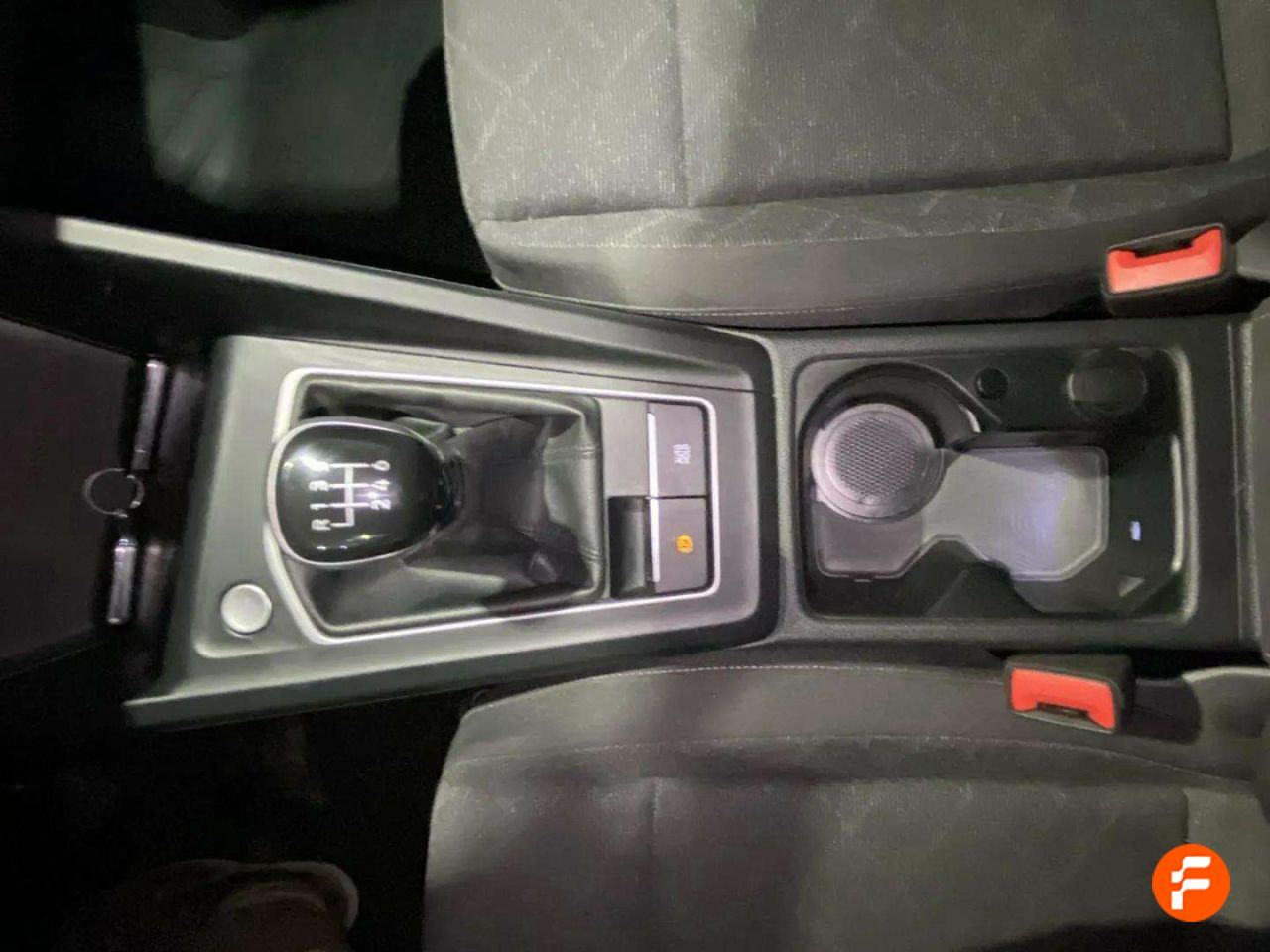 Foto Volkswagen Golf 27