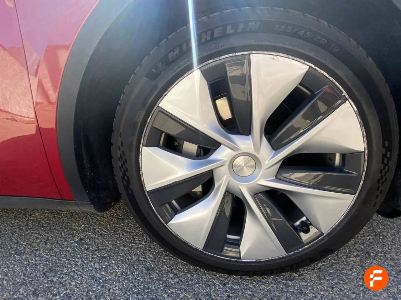 Foto Tesla Model Y 18