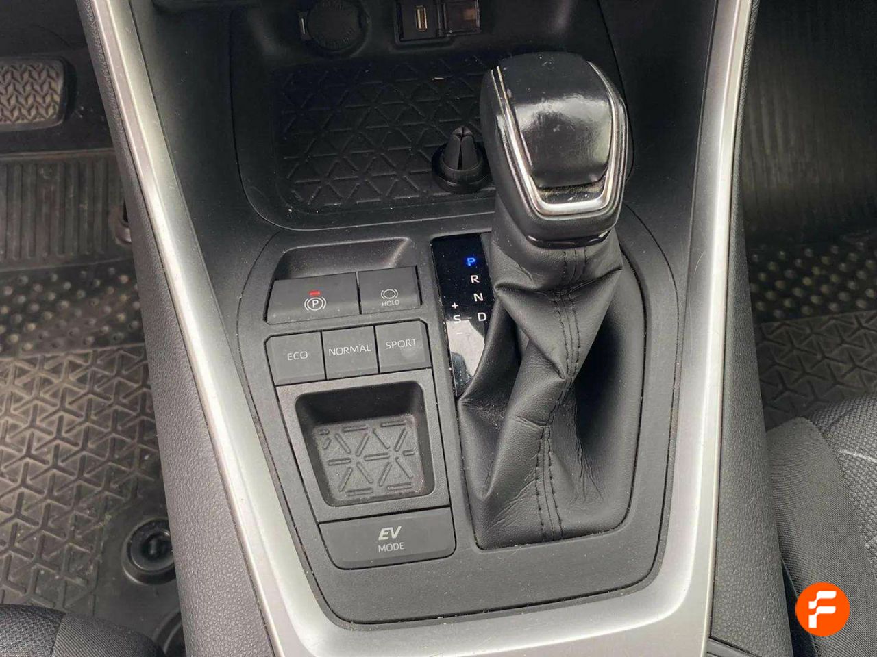 Foto Toyota Rav4 23