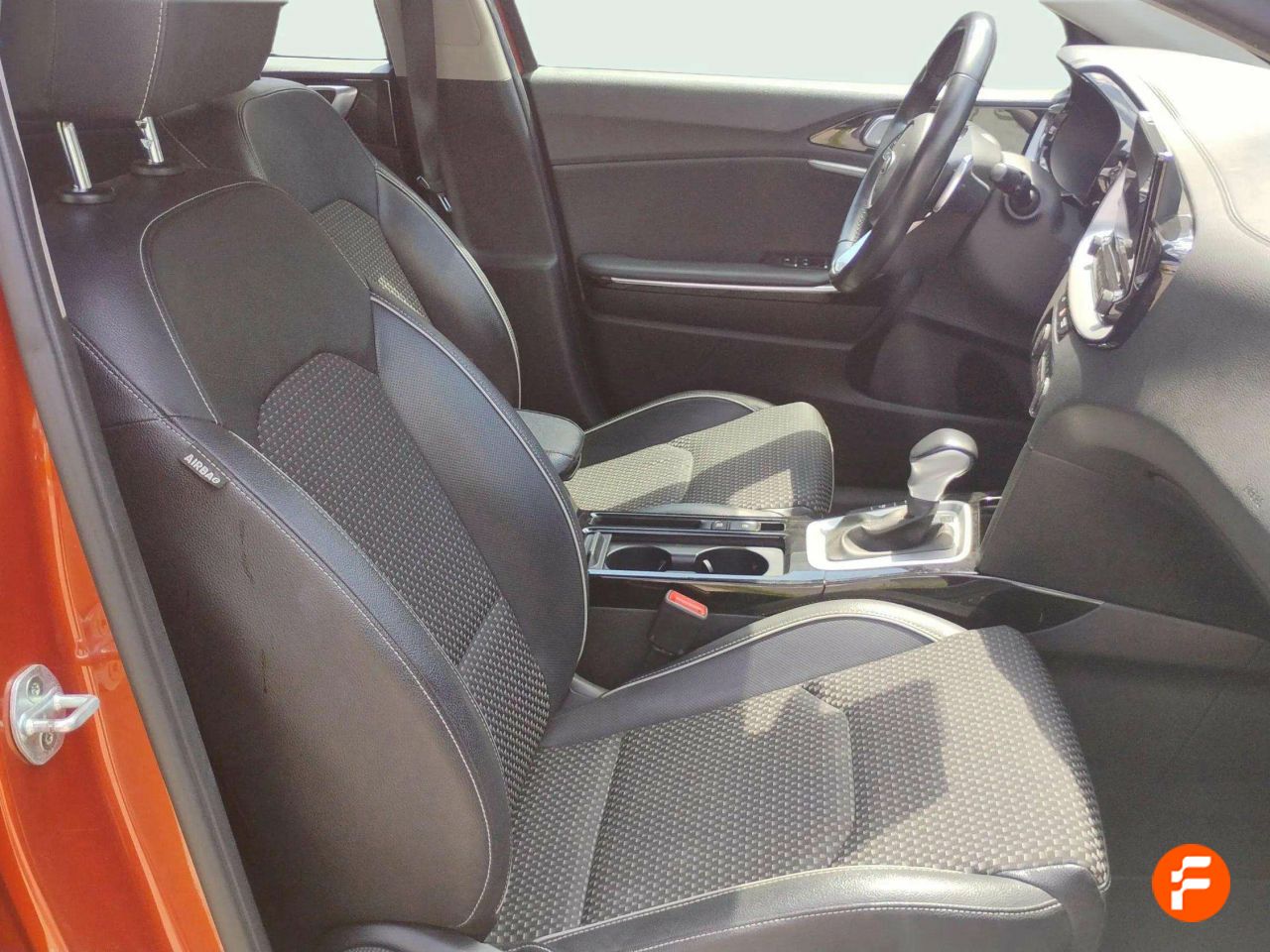 Foto Kia XCeed 16