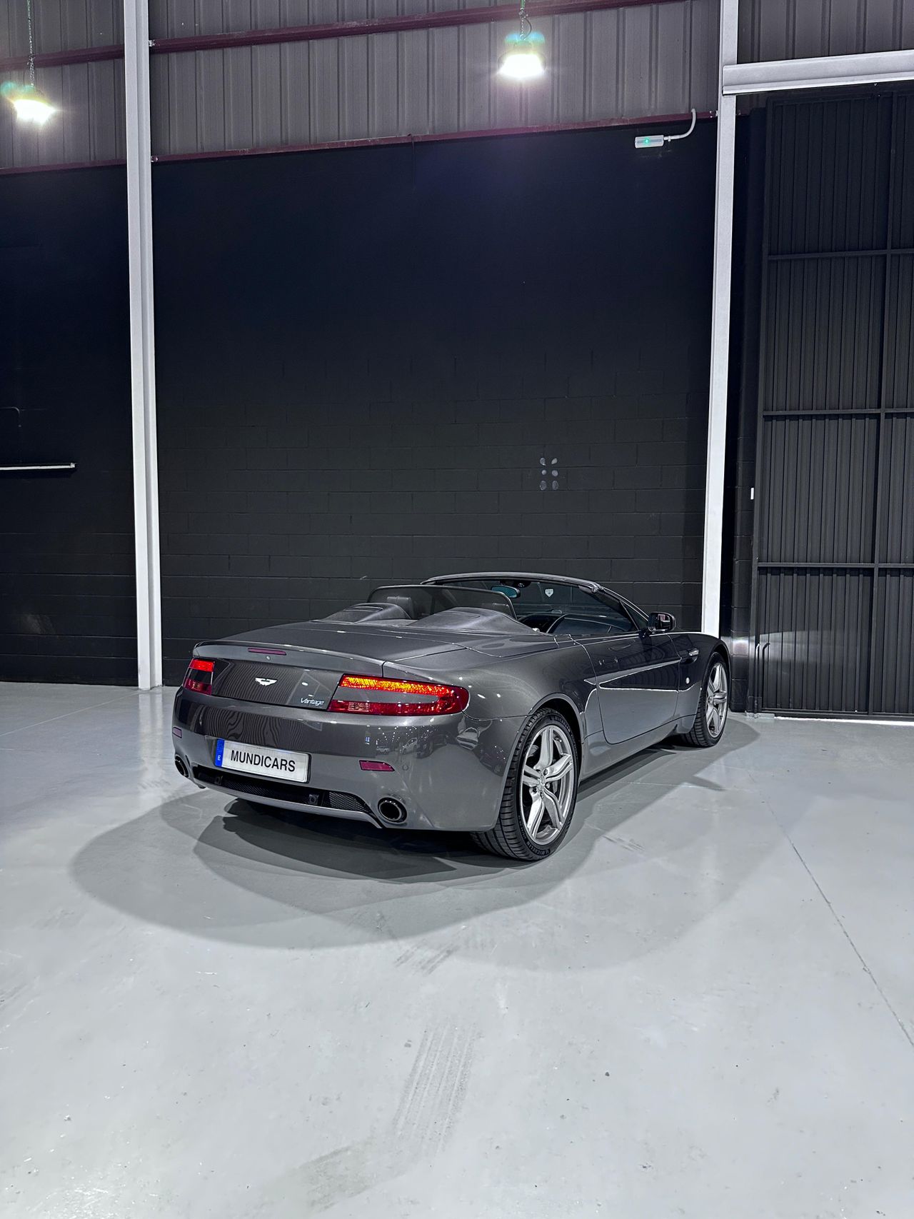 Foto Aston martin V8 9