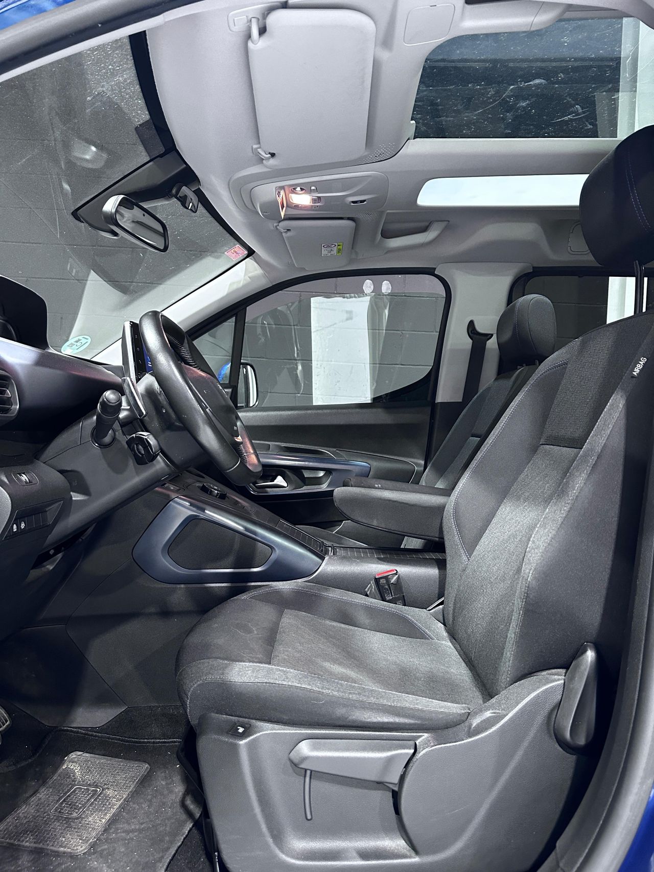 Foto Peugeot Rifter 11