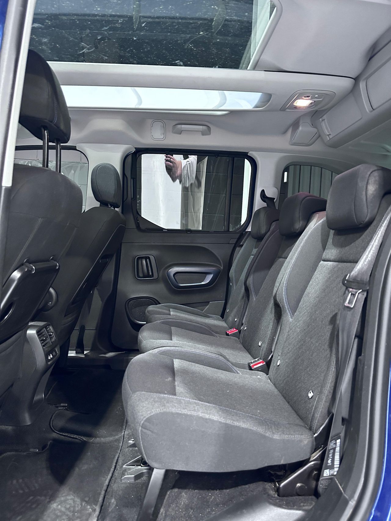 Foto Peugeot Rifter 12