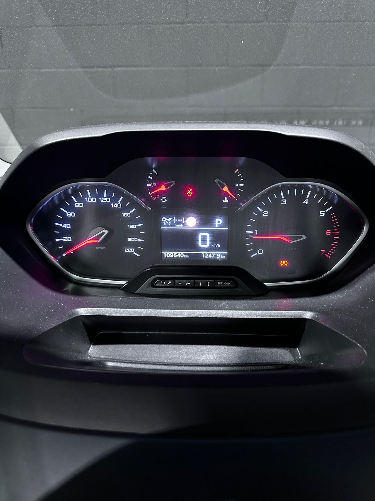 Foto Peugeot Rifter 13