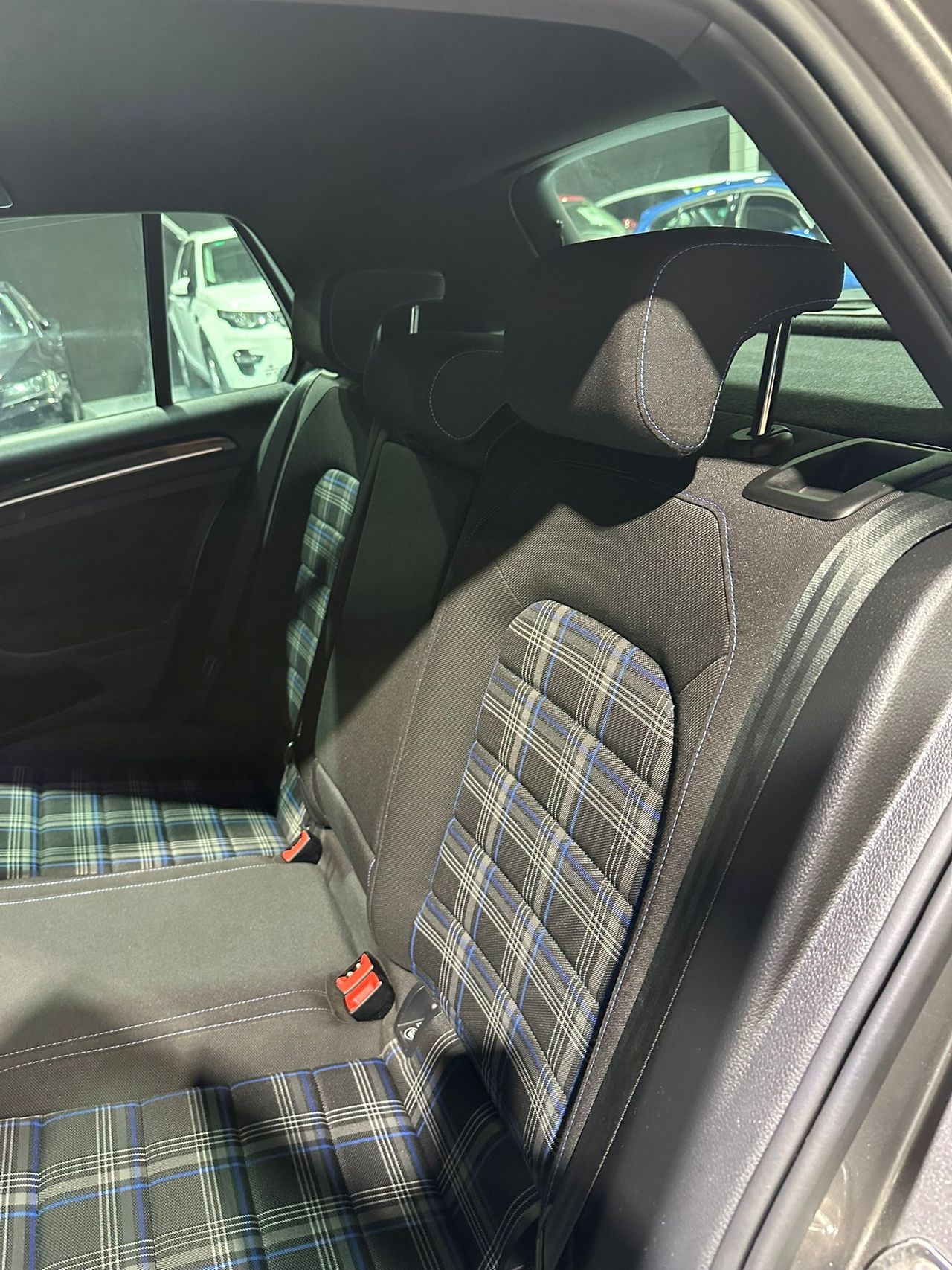 Foto Volkswagen Golf 14