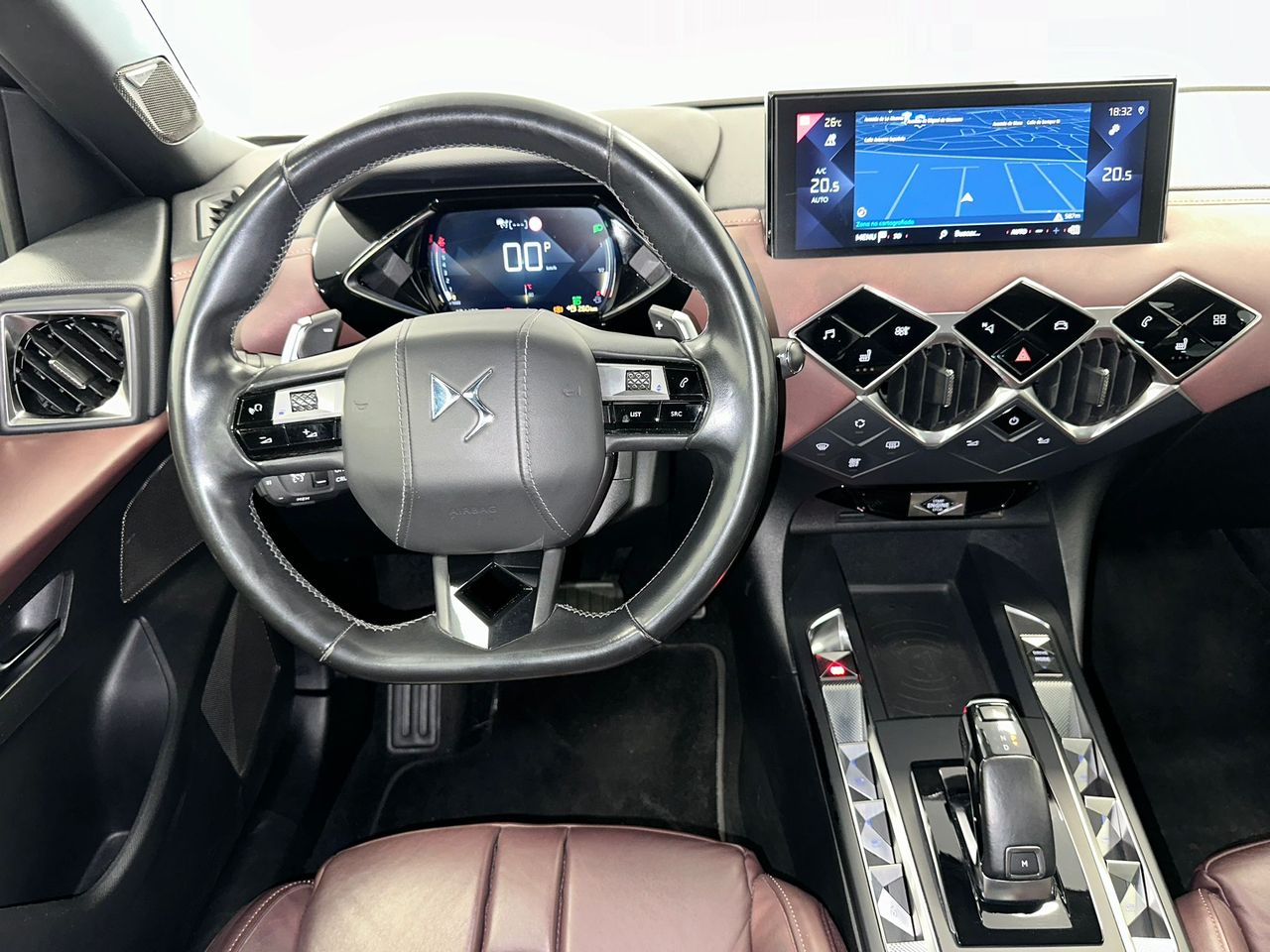 Foto DS Automobiles DS 3 8