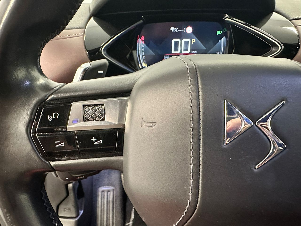 Foto DS Automobiles DS 3 9