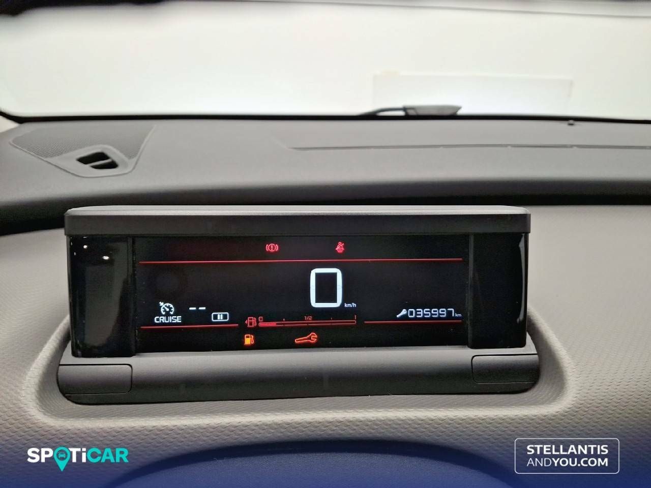 Foto Citroën C4 Cactus 16
