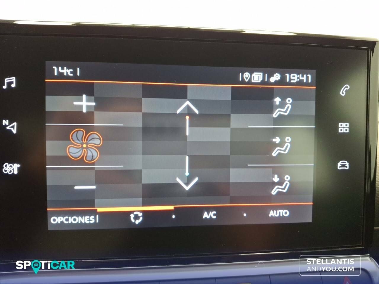 Foto Citroën C4 Cactus 17