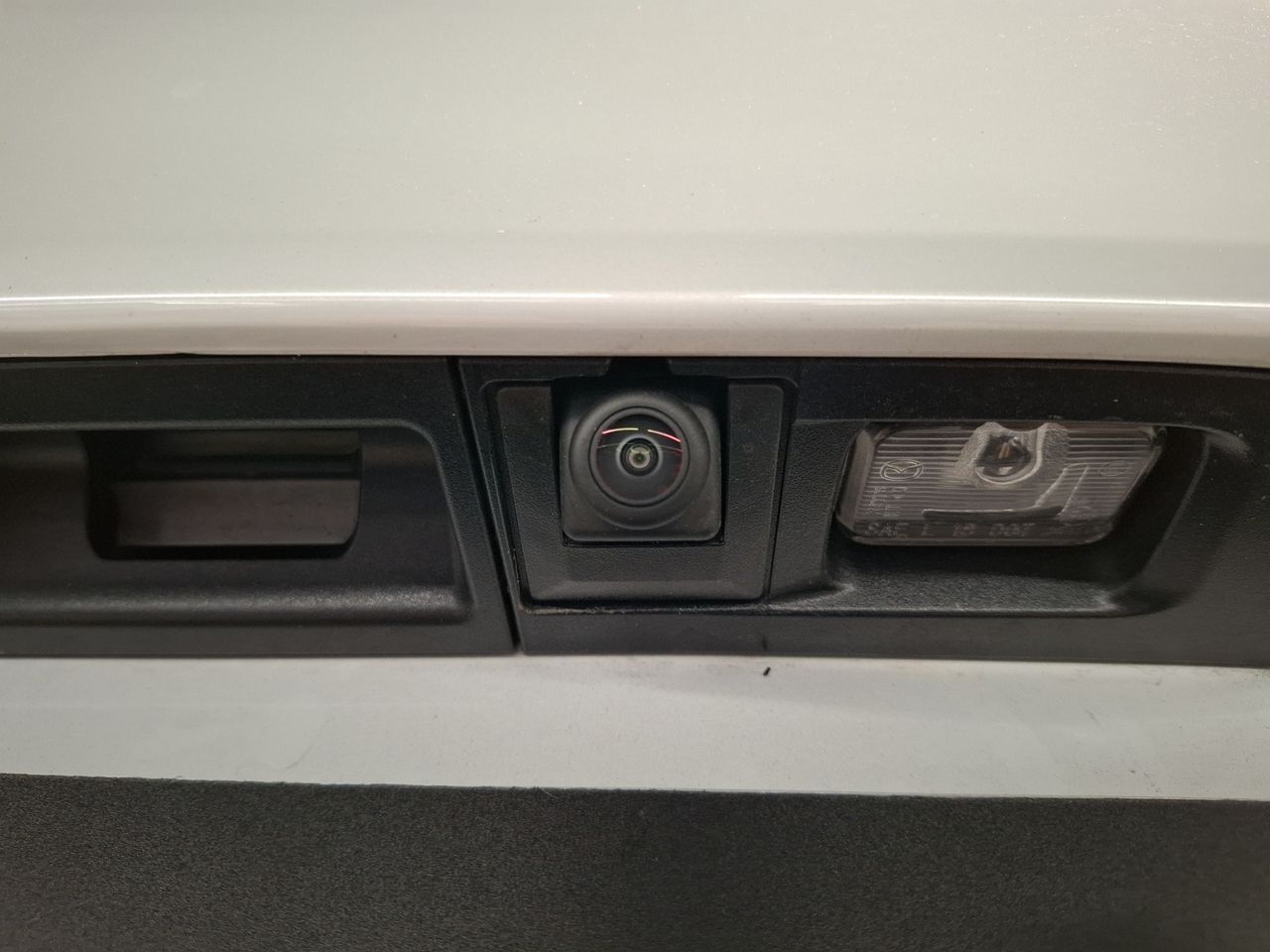 Foto Mazda MX-30 13