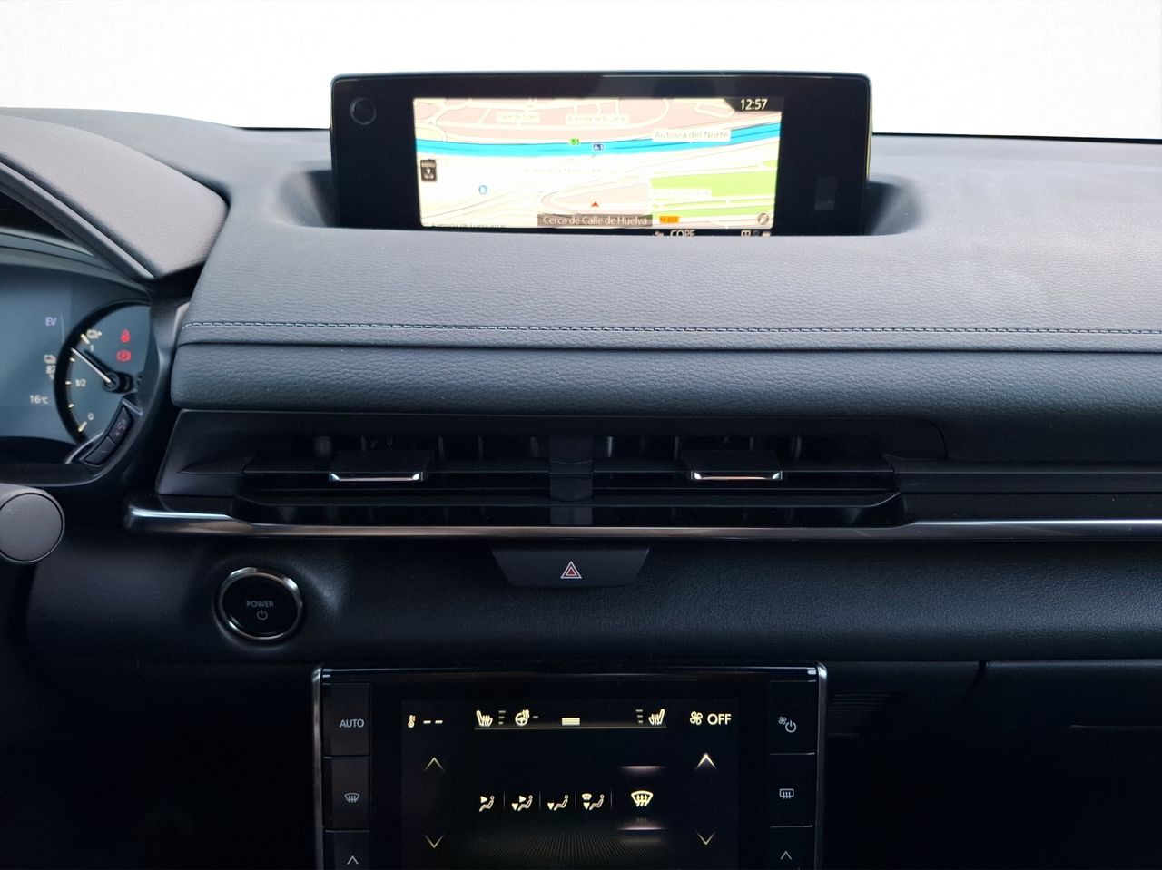Foto Mazda MX-30 23