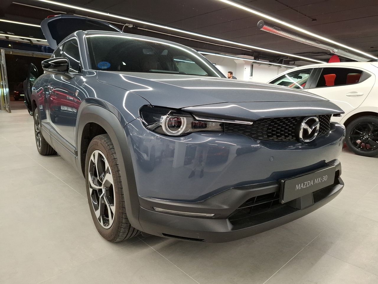 Foto Mazda MX-30 19
