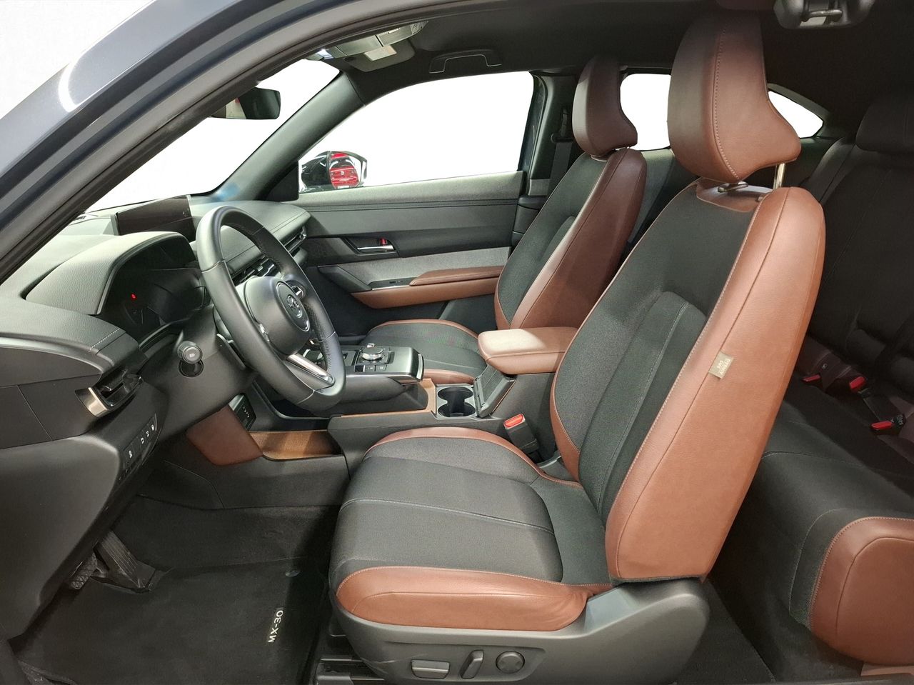 Foto Mazda MX-30 29