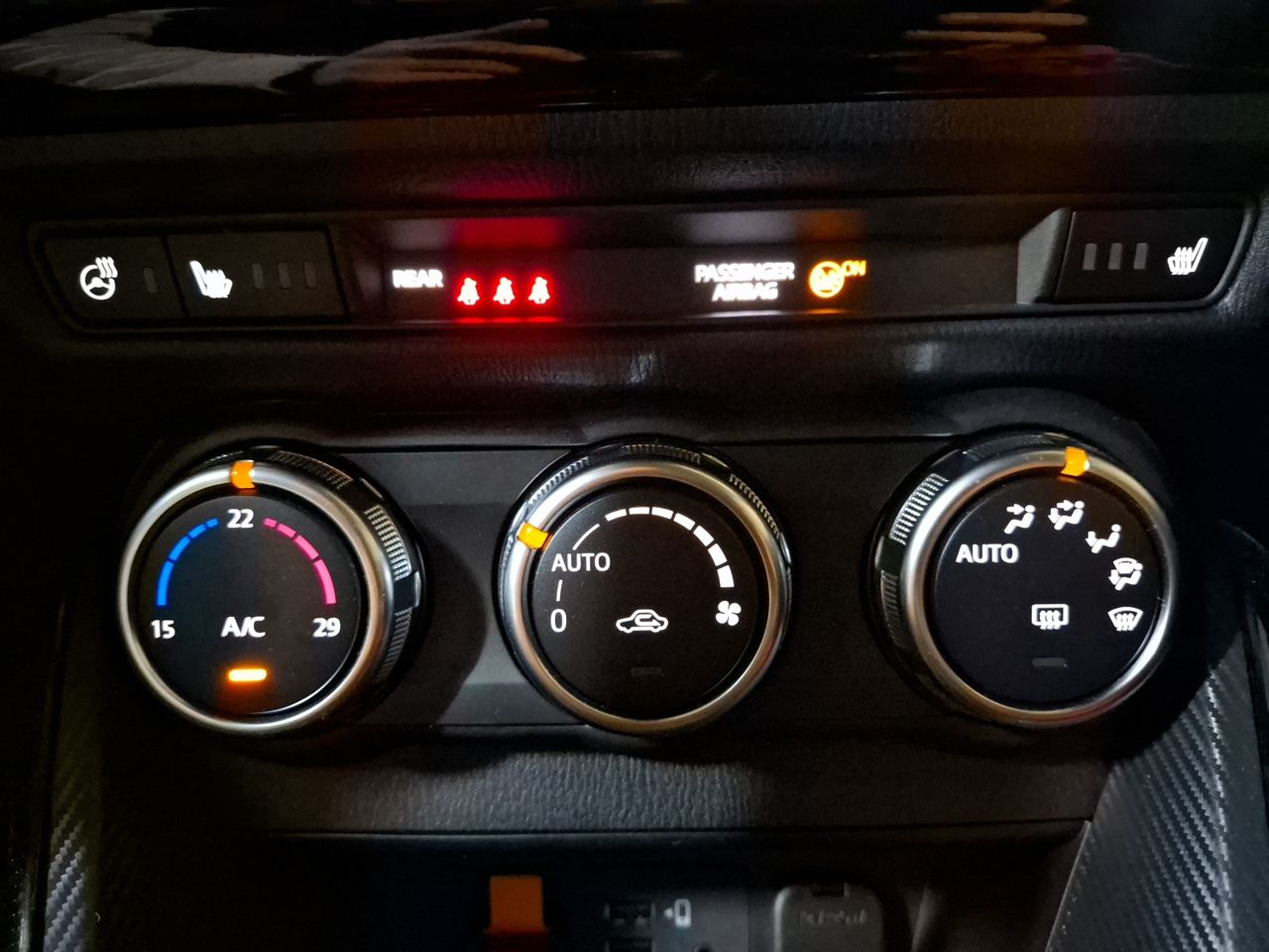 Foto Mazda Mazda2 22