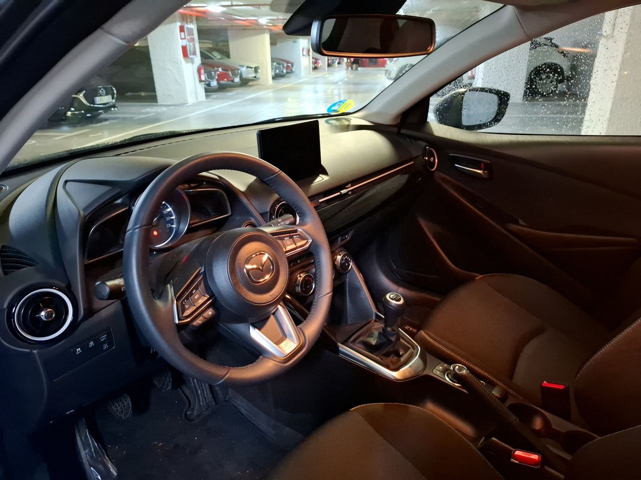 Foto Mazda Mazda2 30