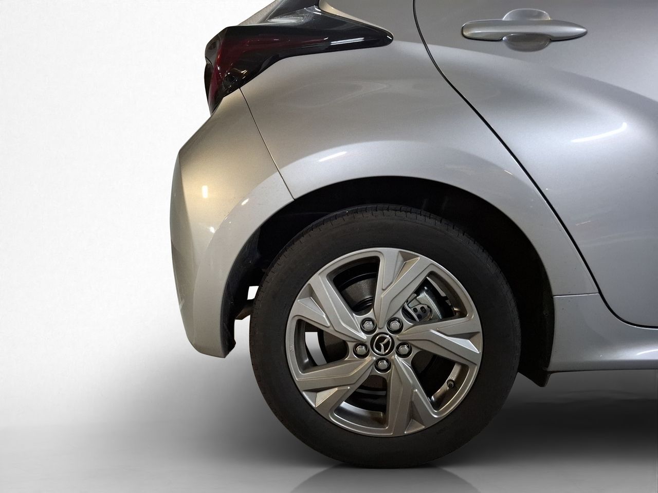 Foto Mazda Mazda2 15
