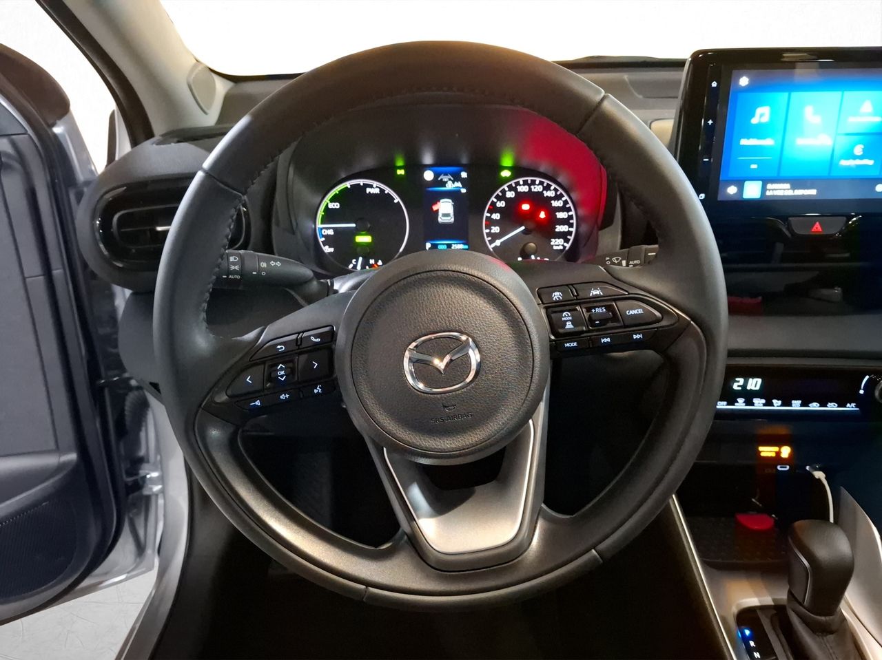 Foto Mazda Mazda2 24