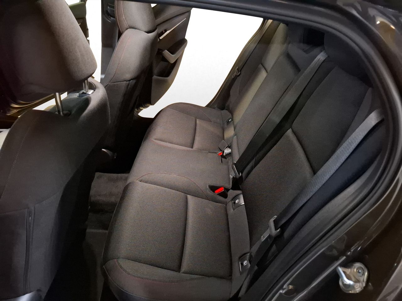 Foto Mazda Mazda3 28