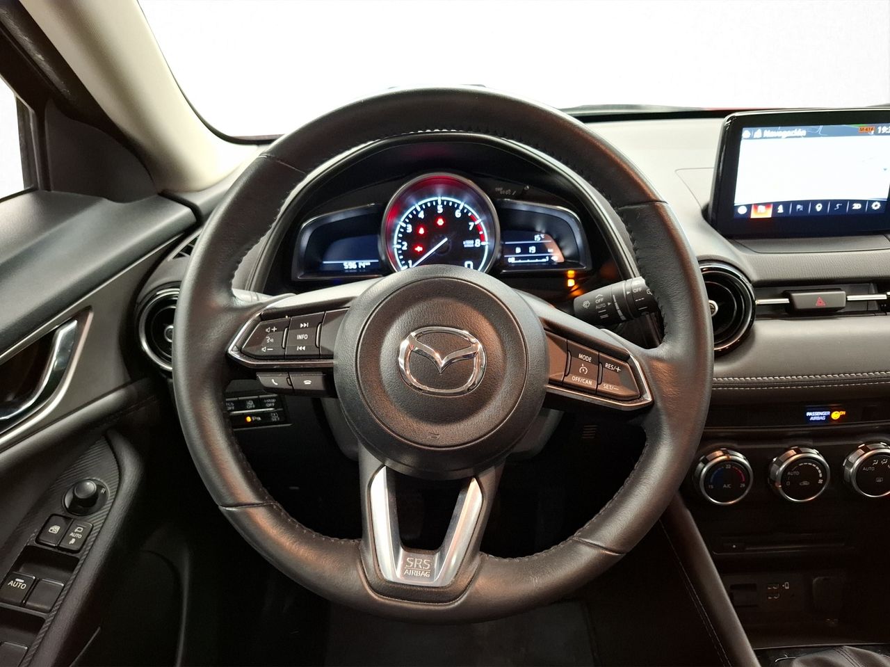 Foto Mazda CX-3 24