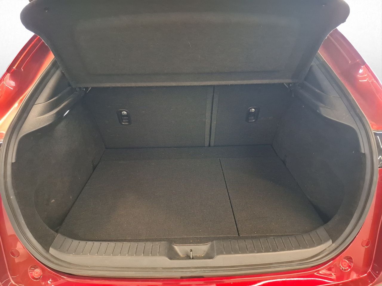 Foto Mazda CX-30 24