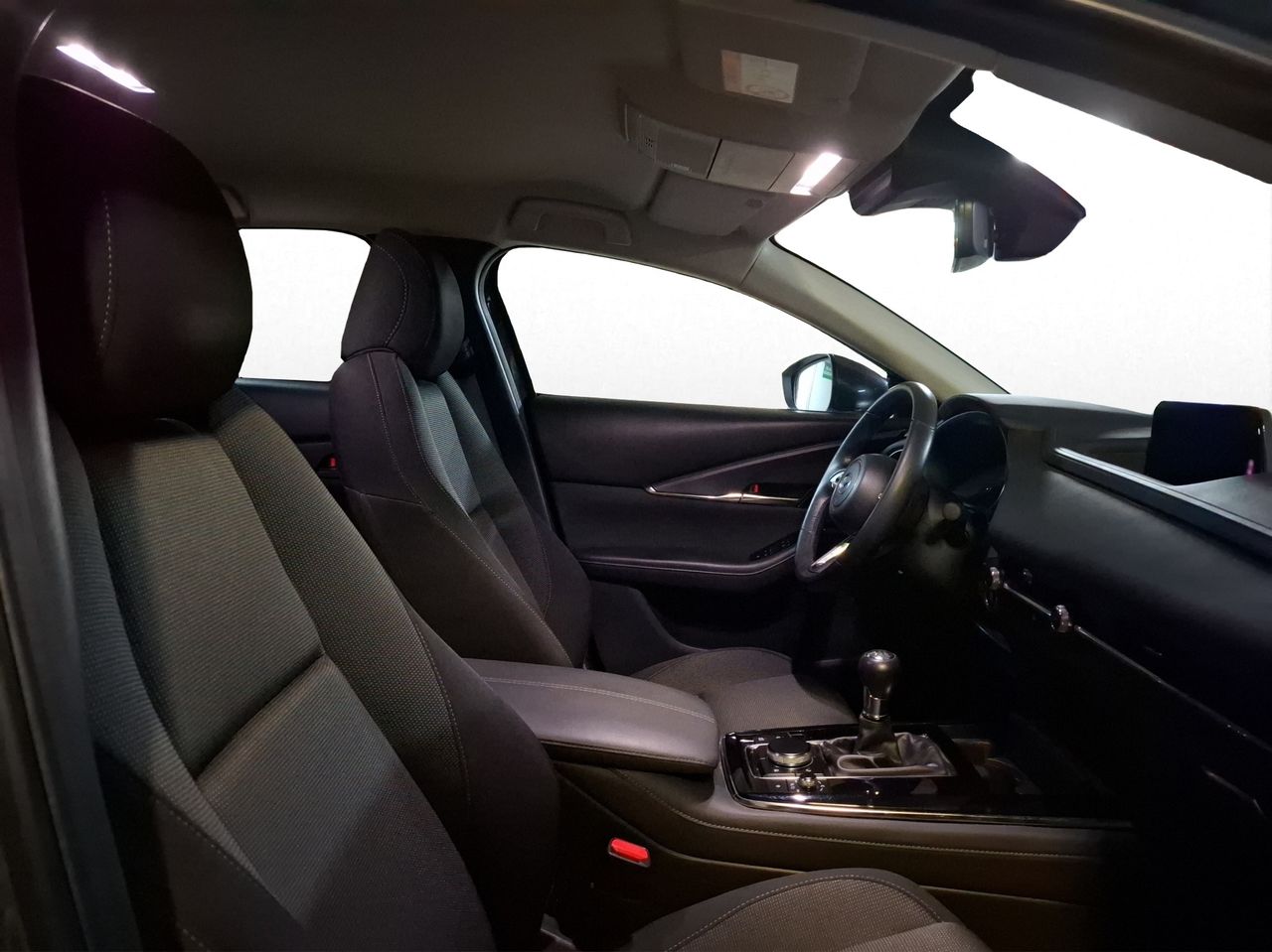 Foto Mazda CX-30 15
