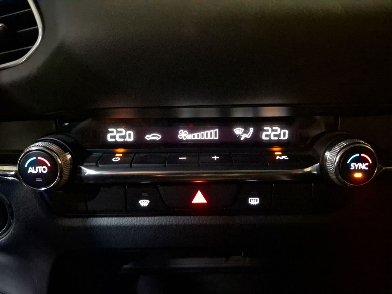 Foto Mazda CX-30 20