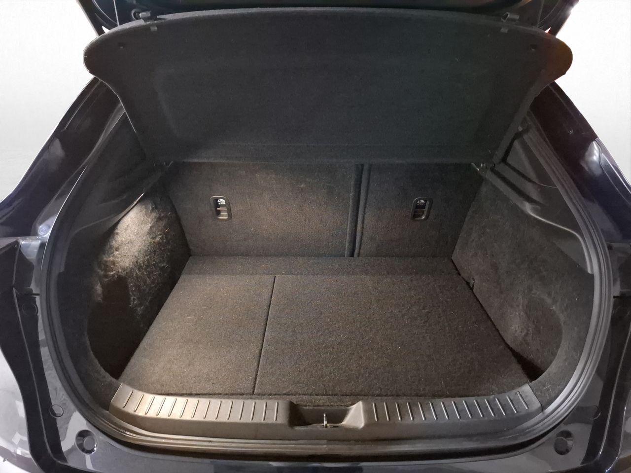 Foto Mazda CX-30 14