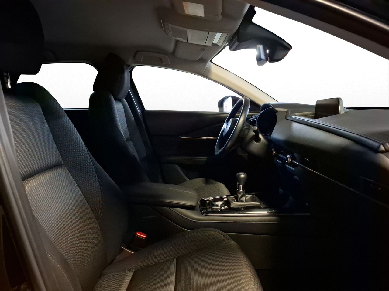 Foto Mazda CX-30 17