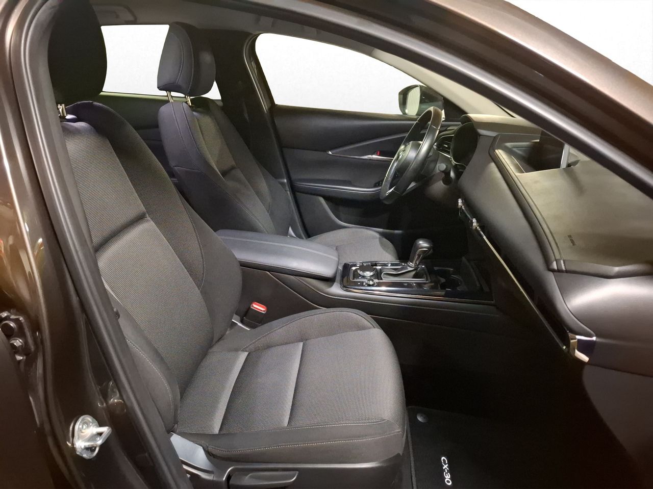 Foto Mazda CX-30 17