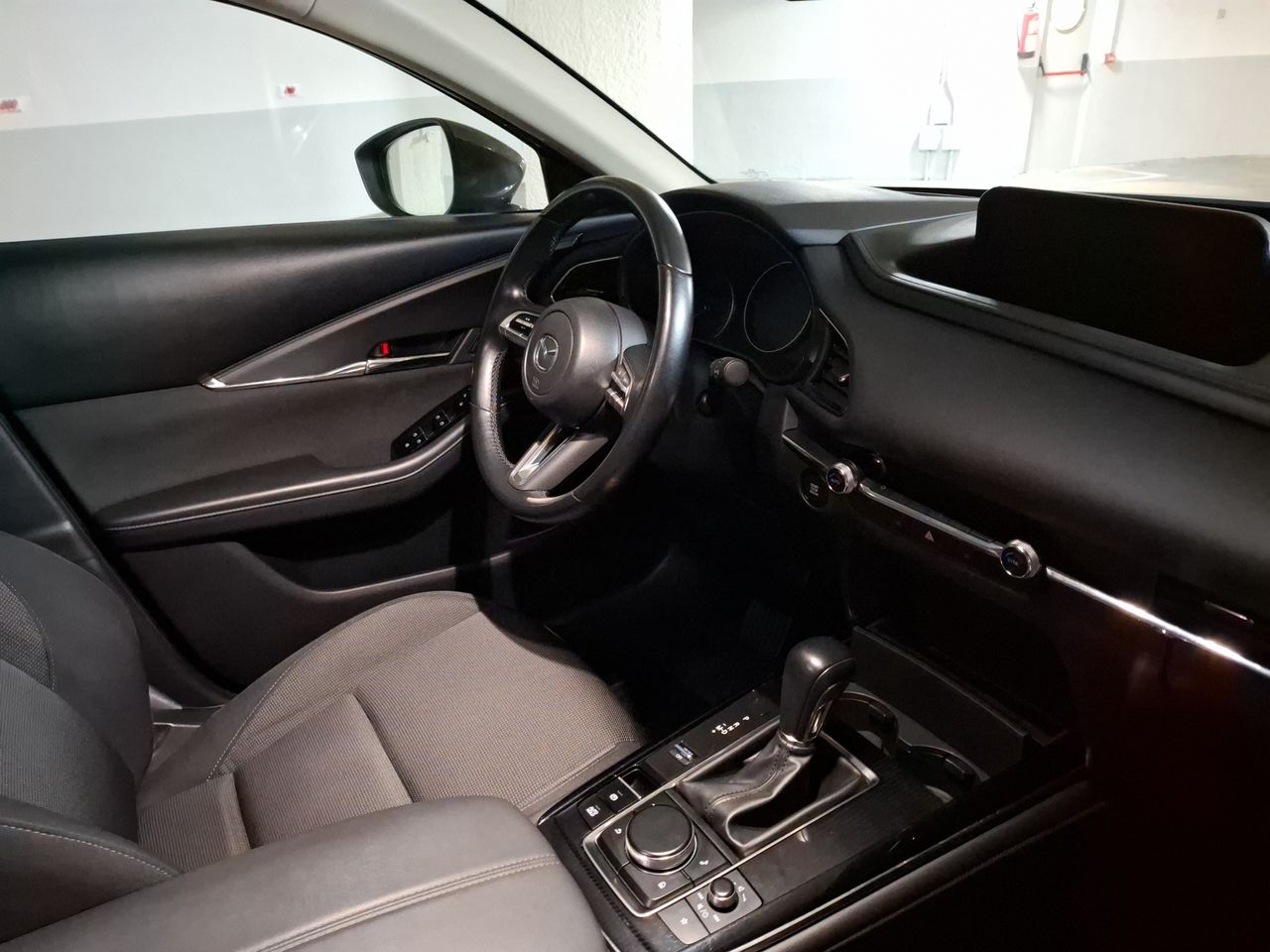 Foto Mazda CX-30 18