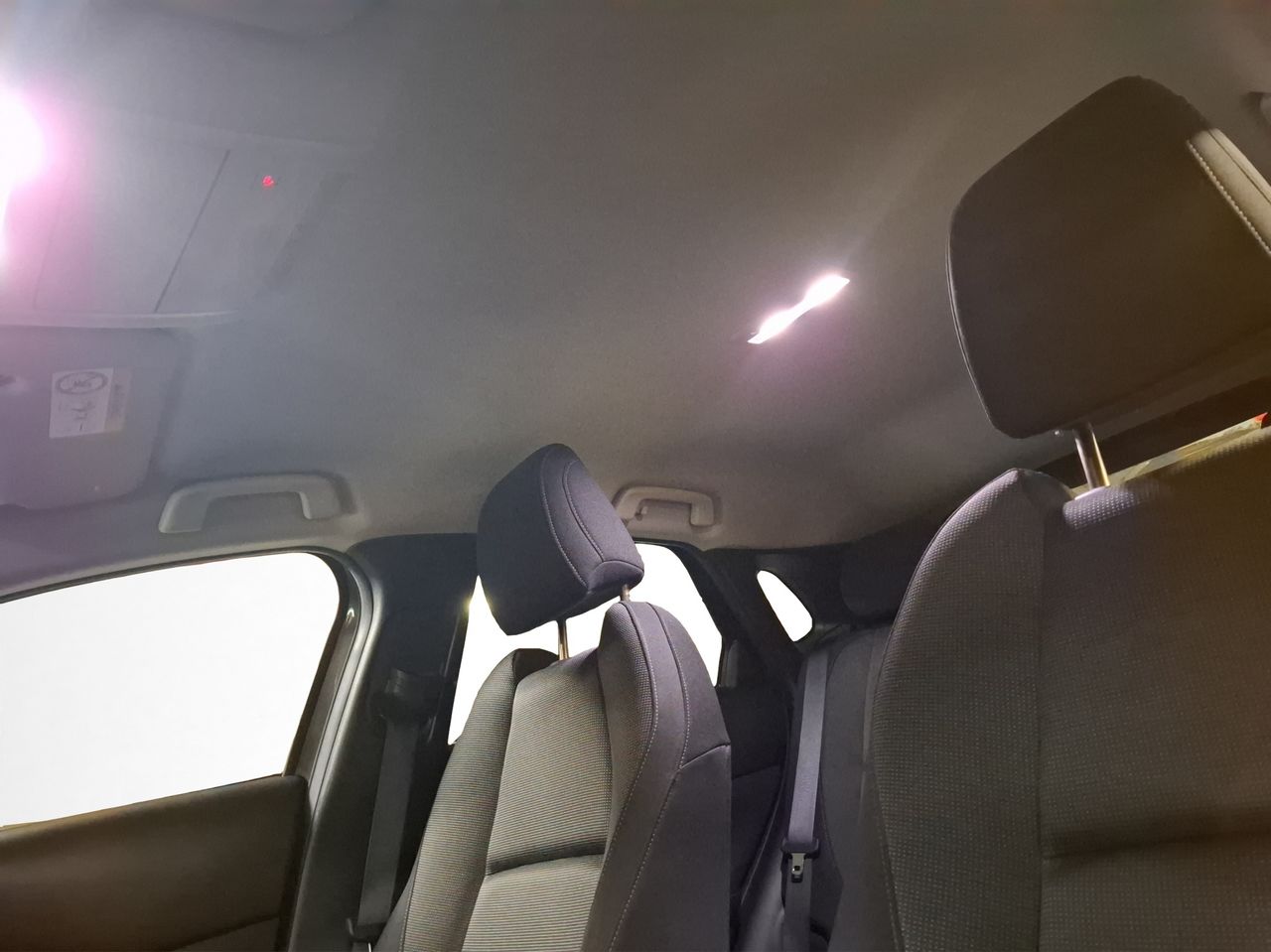 Foto Mazda CX-30 26