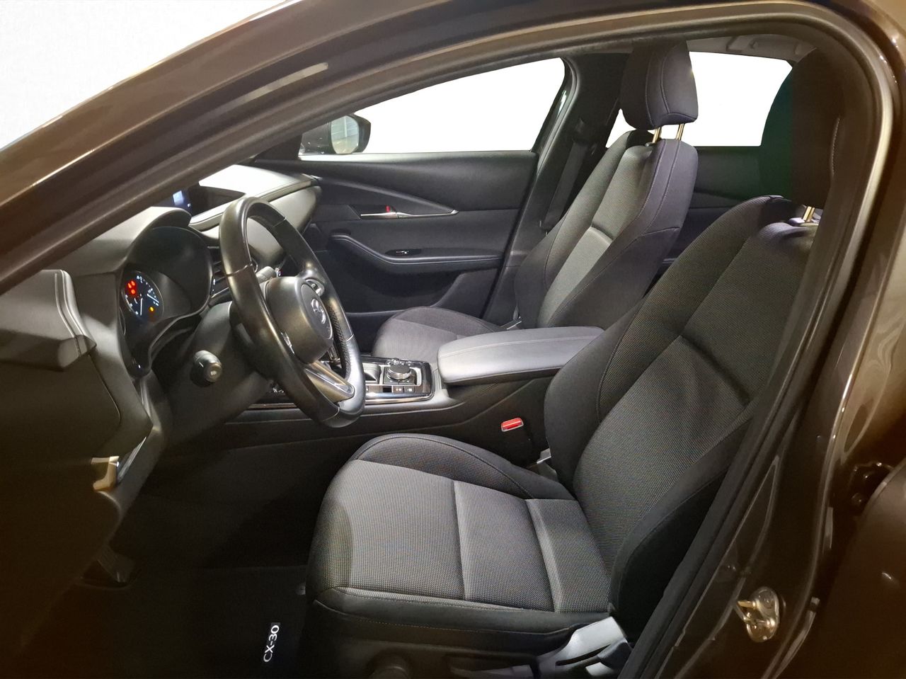 Foto Mazda CX-30 29
