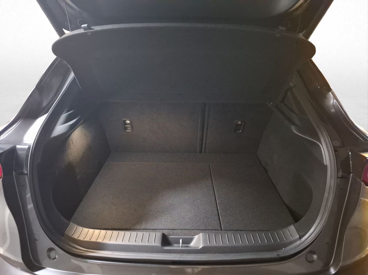 Foto Mazda CX-30 14