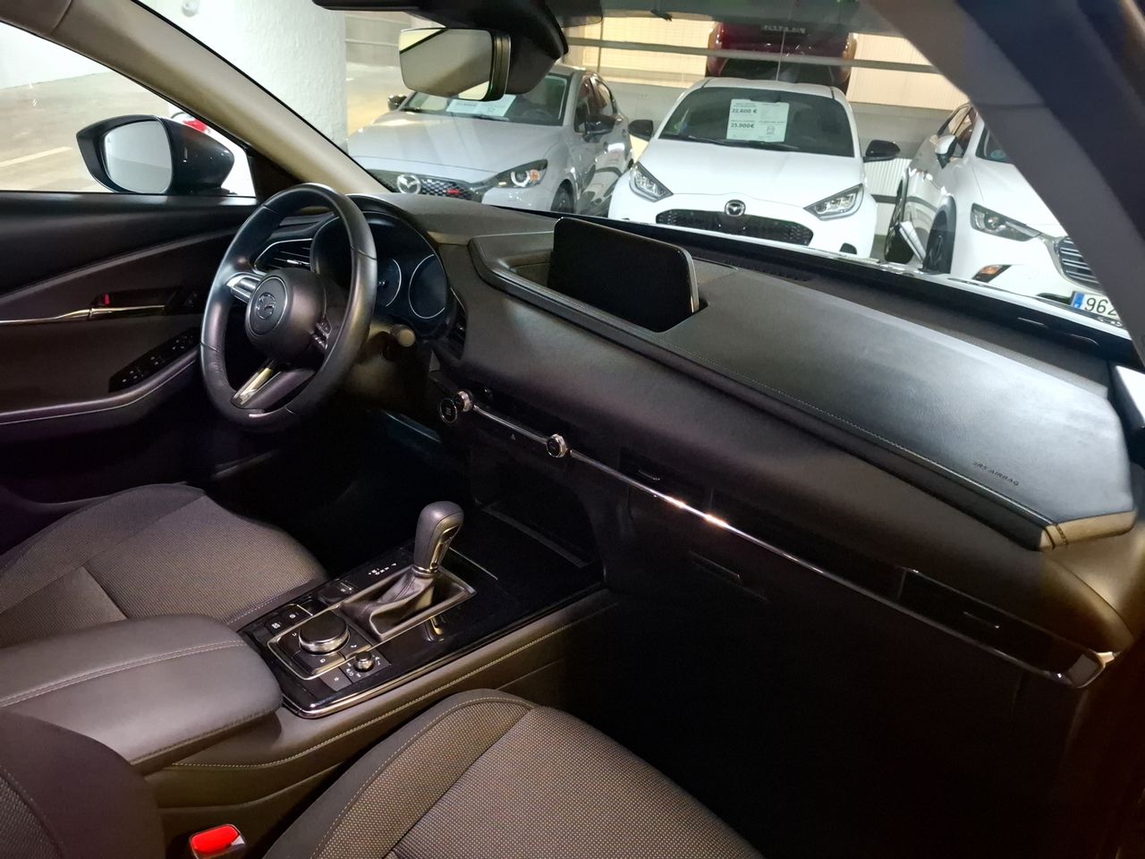 Foto Mazda CX-30 17