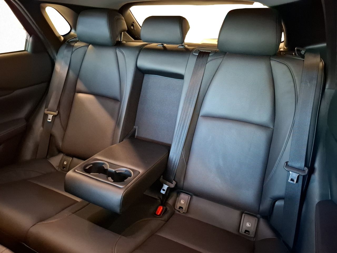 Foto Mazda CX-30 28