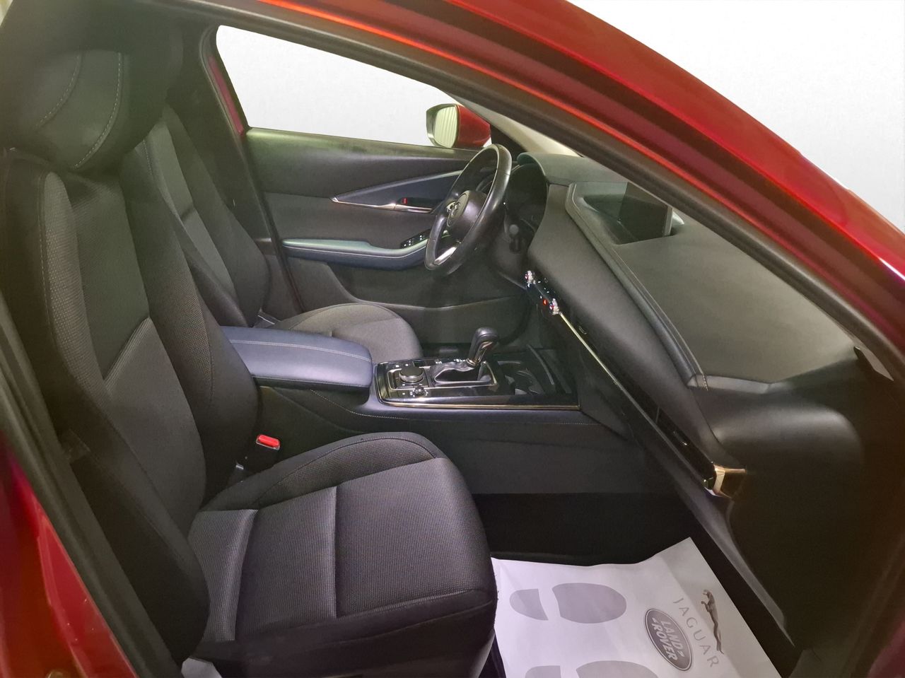 Foto Mazda CX-30 17