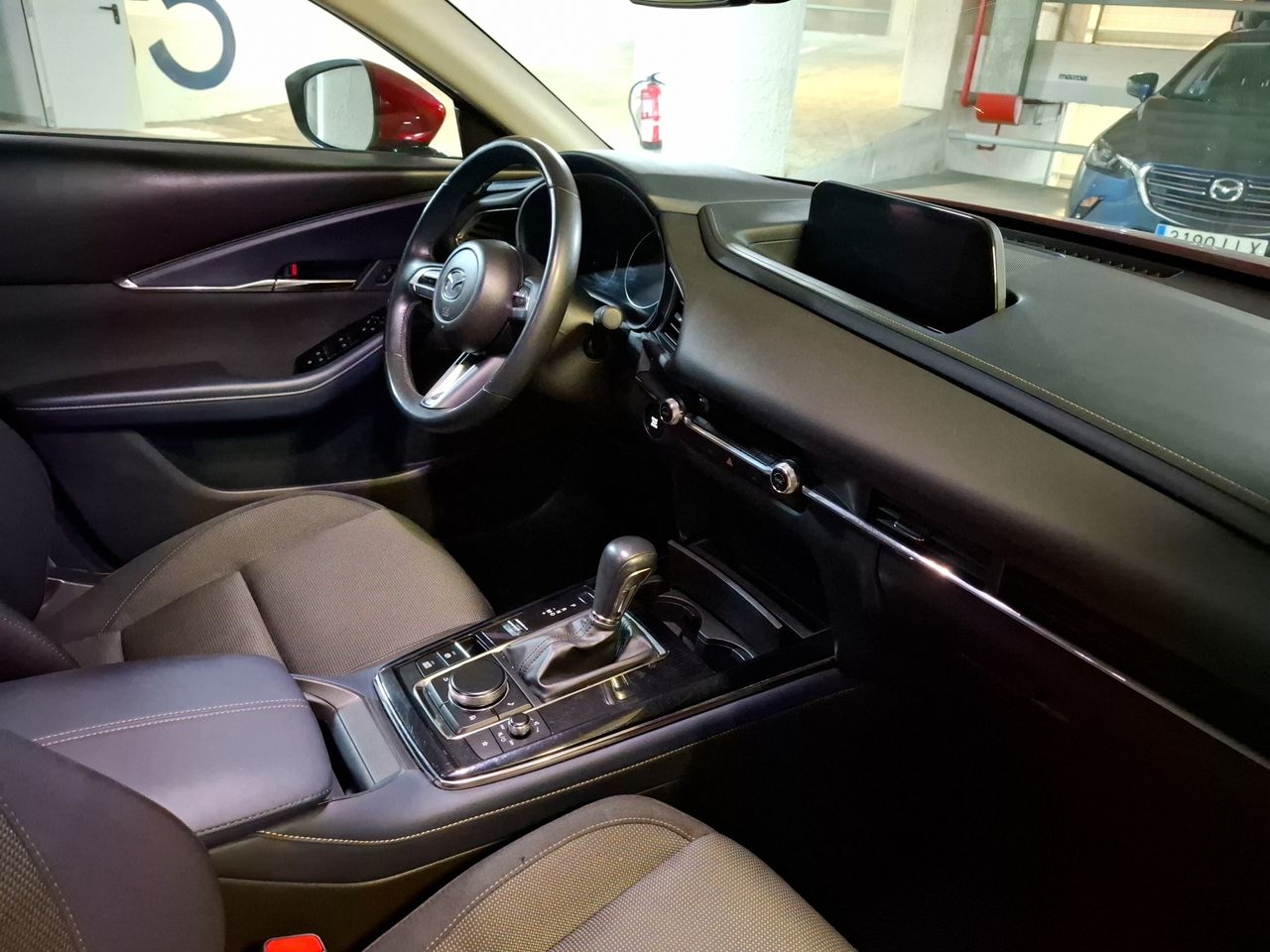 Foto Mazda CX-30 18