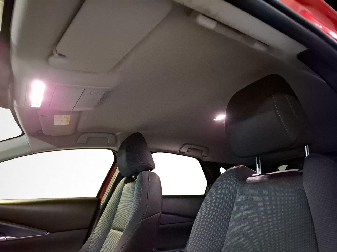 Foto Mazda CX-30 26