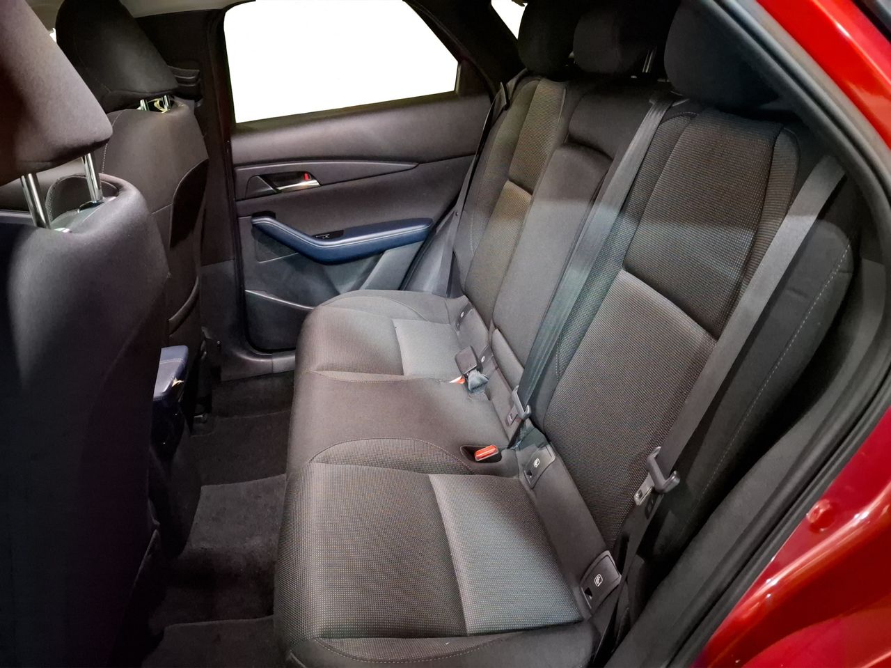 Foto Mazda CX-30 28